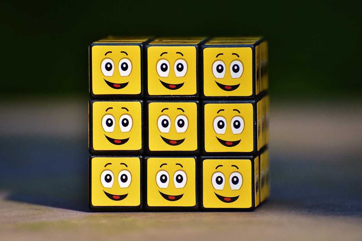 cube-zauberwuerfel-smiley